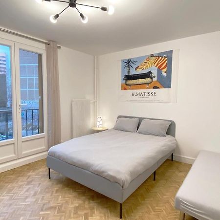 Paris: Agreable Chambre D'Un Grand Artiste Apartment Exterior foto